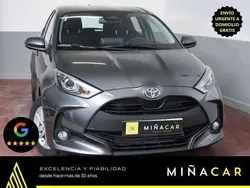 Gris Nuevo 2024 Toyota Yaris Hybrid Business Edition | 23.330 € (Precio justo)
