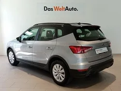 Gris plata Usado 2024 Seat Arona Style SUV | 18.600 € (Precio justo)