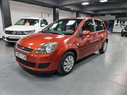 Granate Usado 2008 Ford Fiesta Futura Utilitario | 4599 € (Precio justo)