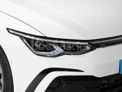 Blanco Usado 2021 VW Golf VIII R-line Berlina | 26.750 € (Caro)