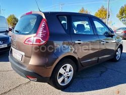 Marrón Usado 2009 Renault Scénic III Dynamique Monovolumen | 6900 € (Precio justo)