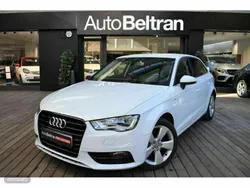 Blanco Usado 2013 Audi A3 Sportback Ambiente Berlina | 17.500 € (Precio justo)