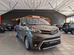 Gris / plata Usado 2023 Toyota Proace Verso Advance Familiar | 32.990 € (Buen precio)