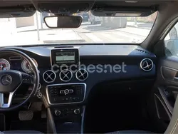 Blanco Usado 2014 Mercedes A180 Urban Berlina | 13.900 € (Precio justo)