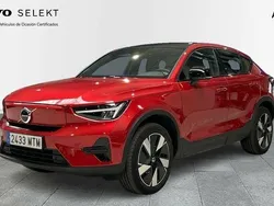 Rojo Usado 2024 Volvo EC40 Plus SUV | 38.500 €