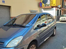 Gris / plata Usado 2007 Citroën Xsara Picasso Monovolumen | 3500 €