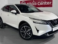 Lunar white, negroa Usado 2022 Nissan Qashqai Tekna SUV | 39.800 €
