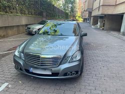 Gris / plata Usado 2011 Mercedes E350 Elegance Berlina | 25.000 €