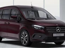 Rojo Nuevo 2025 Mercedes 180 Berlina | 42.550 € (Caro)