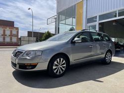 Azul Usado 2009 VW Passat Edition Familiar | 9500 € (Caro)