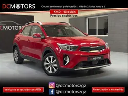Rojo Usado 2023 Kia Stonic SUV | 18.400 € (Precio justo)