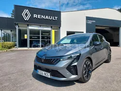 Gris / plata Nuevo 2025 Renault Clio V Techno Berlina | 26.000 €