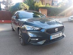 Gris / plata Usado 2023 Seat Leon FR Berlina | 24.199 € (Precio justo)