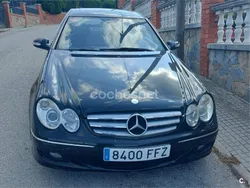 Negro Usado 2006 Mercedes CLK320 Avantgarde Coupe | 8500 € (Precio justo)