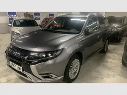 Gris Usado 2021 Mitsubishi Outlander P-HEV | 25.900 € (Precio justo)