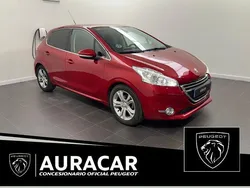 Rojo Usado 2015 Peugeot 208 Allure Utilitario | 7390 € (Precio justo)
