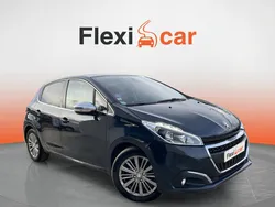 Violeta Usado 2018 Peugeot 208 Signature Sky Utilitario | 9690 € (Precio justo)