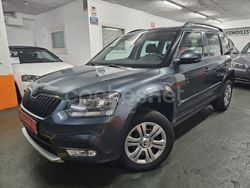 Gris / plata Usado 2015 Skoda Yeti Ambition SUV | 9490 € (Precio justo)