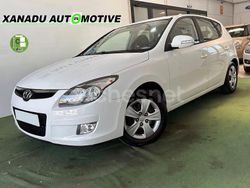 Blanco Usado 2009 Hyundai i30 Comfort Berlina | 5990 € (Precio justo)