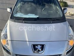 Gris / plata Usado 2011 Peugeot 5008 Family Monovolumen | 2500 € (Super precio)