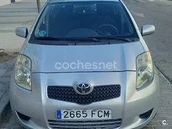 Gasolina Usado 2006 Toyota Yaris | 3500 € (Un poco caro)