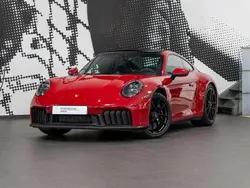 Rojo Usado 2025 Porsche 911 Coupe | 214.992 €