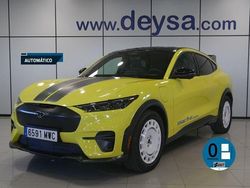 Amarillo Usado 2024 Ford Mustang Mach-E GT SUV | 49.990 €