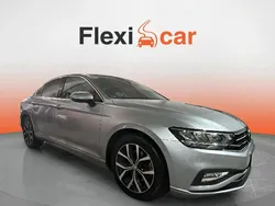 Gris Usado 2020 VW Passat Executive Berlina | 18.990 € (Precio justo)