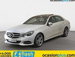 Plateado Usado 2014 Mercedes E300 Avantgarde Berlina | 16.300 € (Precio justo)