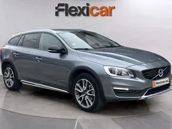 Gris Usado 2017 Volvo V60 CC Momentum Familiar | 14.990 € (Buen precio)
