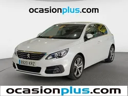 Blanco Usado 2018 Peugeot 308 Allure Utilitario | 13.000 € (Precio justo)