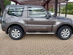 Marrón Usado 2011 Mitsubishi Montero Spirit SUV | 19.800 € (Un poco caro)