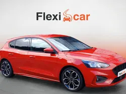 Rojo Usado 2020 Ford Focus ST-Line X Berlina | 14.490 € (Super precio)