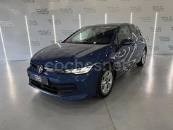 Azul Usado 2024 VW Golf VIII Berlina | 26.900 € (Precio justo)