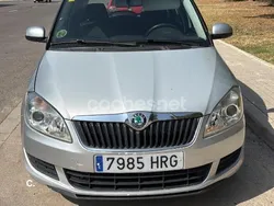 Gris / plata Usado 2013 Skoda Fabia Ambition Berlina | 5500 € (Precio justo)
