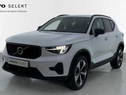 Blanco Usado 2024 Volvo XC40 Ultimate SUV | 41.000 €