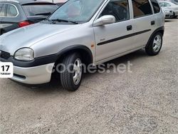 Gris / plata Usado 2000 Opel Corsa Edition Berlina | 1950 €