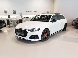 Blanco Usado 2024 Audi RS4 Premium Familiar | 99.900 €