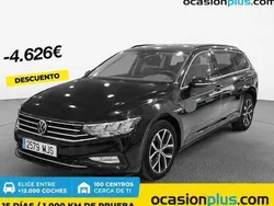 Gris Usado 2023 VW Passat Executive Familiar | 27.082 € (Buen precio)