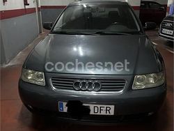 Gris / plata Usado 2002 Audi A3 Attraction Berlina | 2100 € (Buen precio)