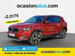 Rojo Usado 2021 Volvo XC40 Momentum SUV | 25.490 € (Precio justo)