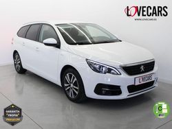 Blanco Usado 2021 Peugeot 308 Active Familiar | 12.900 € (Precio justo)