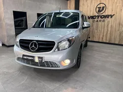 Gris Usado 2018 Mercedes Citan 109 Familiar | 14.995 € (Un poco caro)