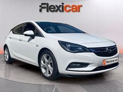 Blanco Usado 2018 Opel Astra Dynamic Berlina | 12.490 € (Precio justo)