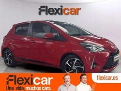 Rojo Usado 2019 Toyota Yaris Hybrid Active Utilitario | 12.190 € (Precio justo)