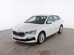 Blanco Usado 2021 Skoda Scala Ambition Utilitario | 16.599 € (Precio justo)