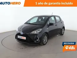 Negro Usado 2018 Toyota Yaris Hybrid Active Utilitario | 13.699 € (Precio justo)