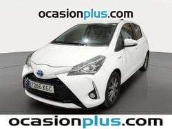 Blanco Usado 2017 Toyota Yaris Hybrid Active Utilitario | 12.190 € (Precio justo)