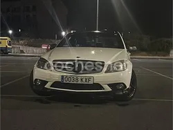 Blanco Usado 2009 Mercedes C200 Avantgarde Berlina | 12.999 €