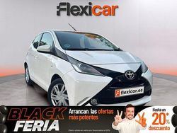 Blanco Usado 2017 Toyota Aygo X-cite Utilitario | 10.290 € (Precio justo)